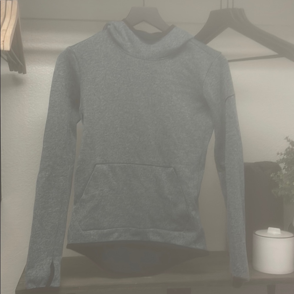 Nike scuba hoodie with thumb holes